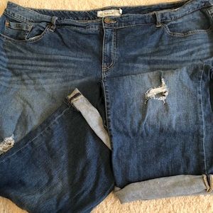 Torrid Boyfriend Crop Jeans